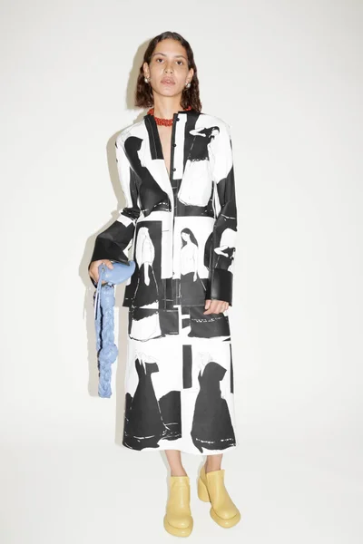 Look 8